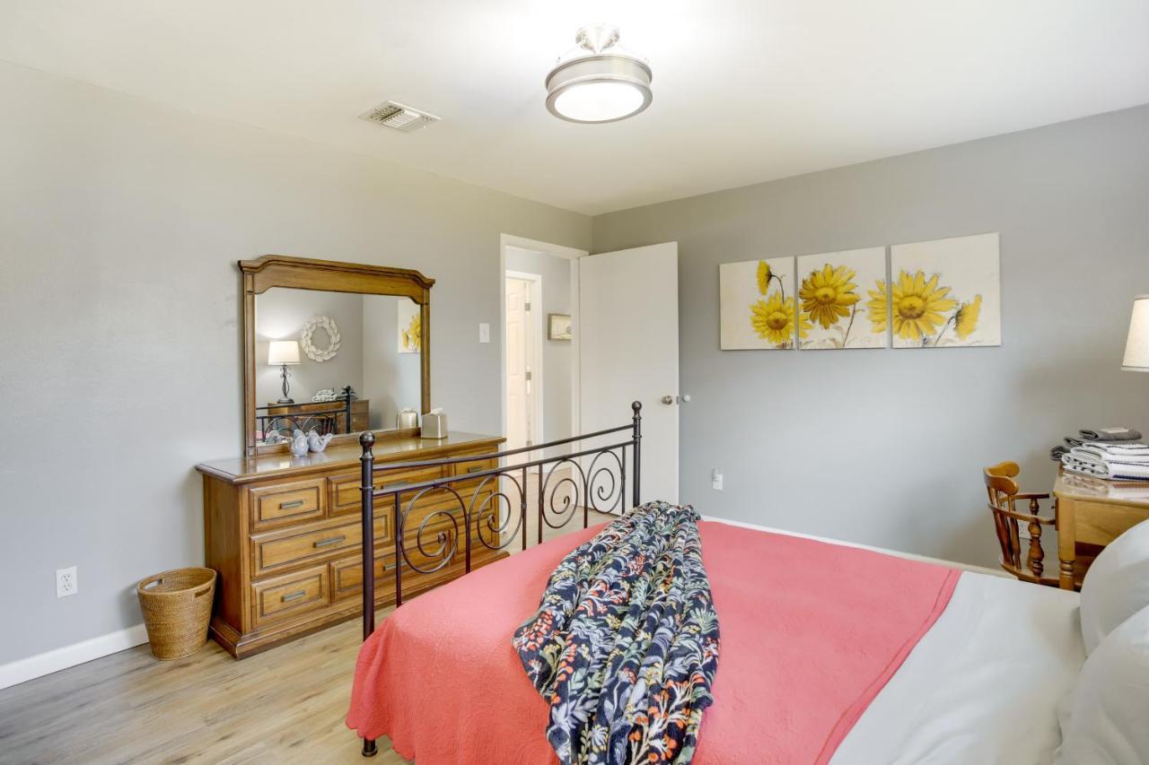 Cozy Shenandoah Home Less Than 2 Mi To The Woodlands Mall! Buitenkant foto